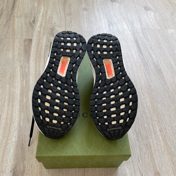 Adidas Running Shoes Size 7 - Picture 6 of 7